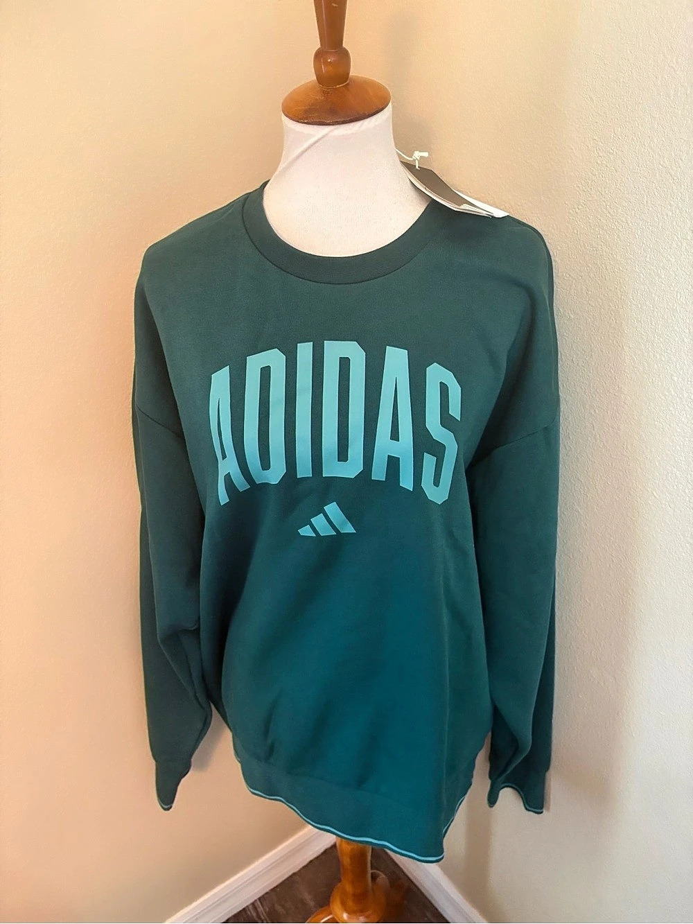 NWT Adidas M Collegiate SW Green XL NWT